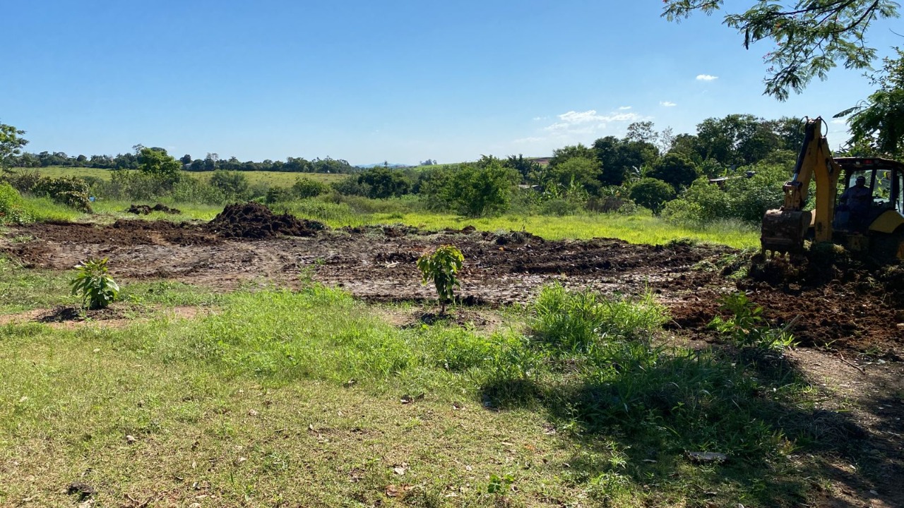 08/12 - Empresa inicia trabalhos no Shangri-lá para execução das obras de asfalto