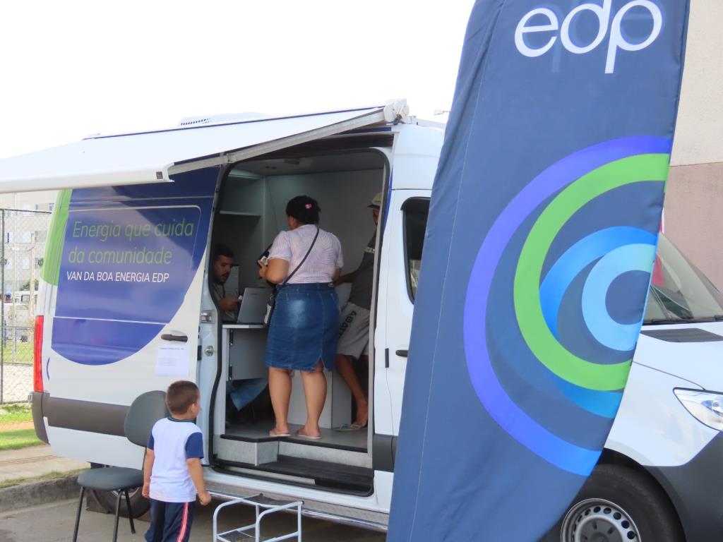 Prefeitura de Pindamonhangaba promove atendimento da Van da Boa Energia em Moreira César