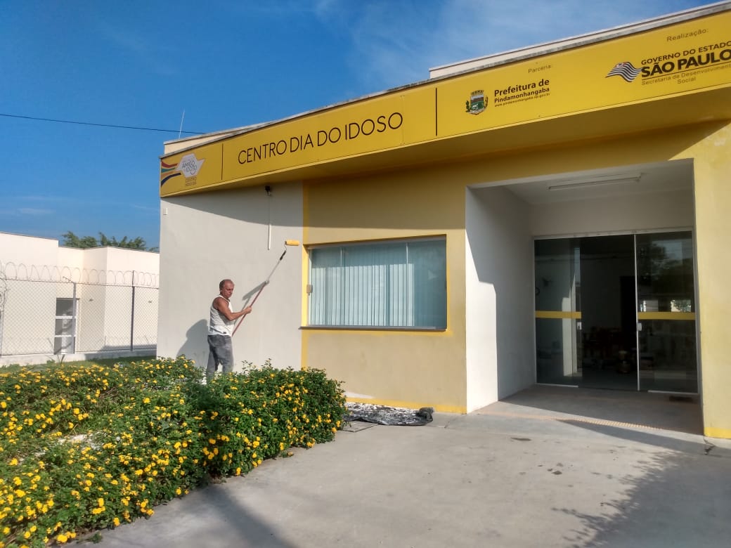 09/03 - Obras de zeladoria nos prédios públicos acontecem em todos os cantos da cidade
