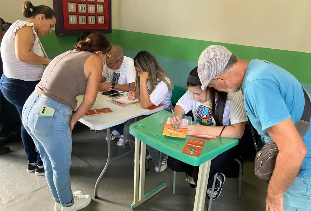 Prefeitura Perto de Você leva vacinação contra gripe e serviços ao Araretama neste sábado (11)