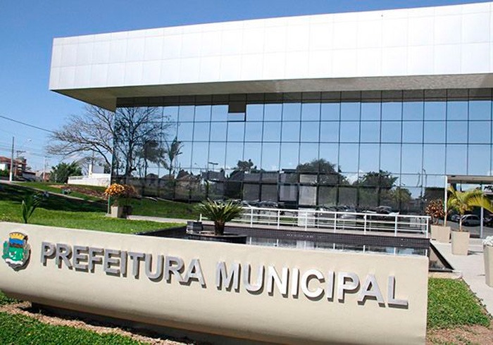 12/01 - Prefeitura de Pinda vai lançar concurso para mais de 300 vagas em 124 empregos