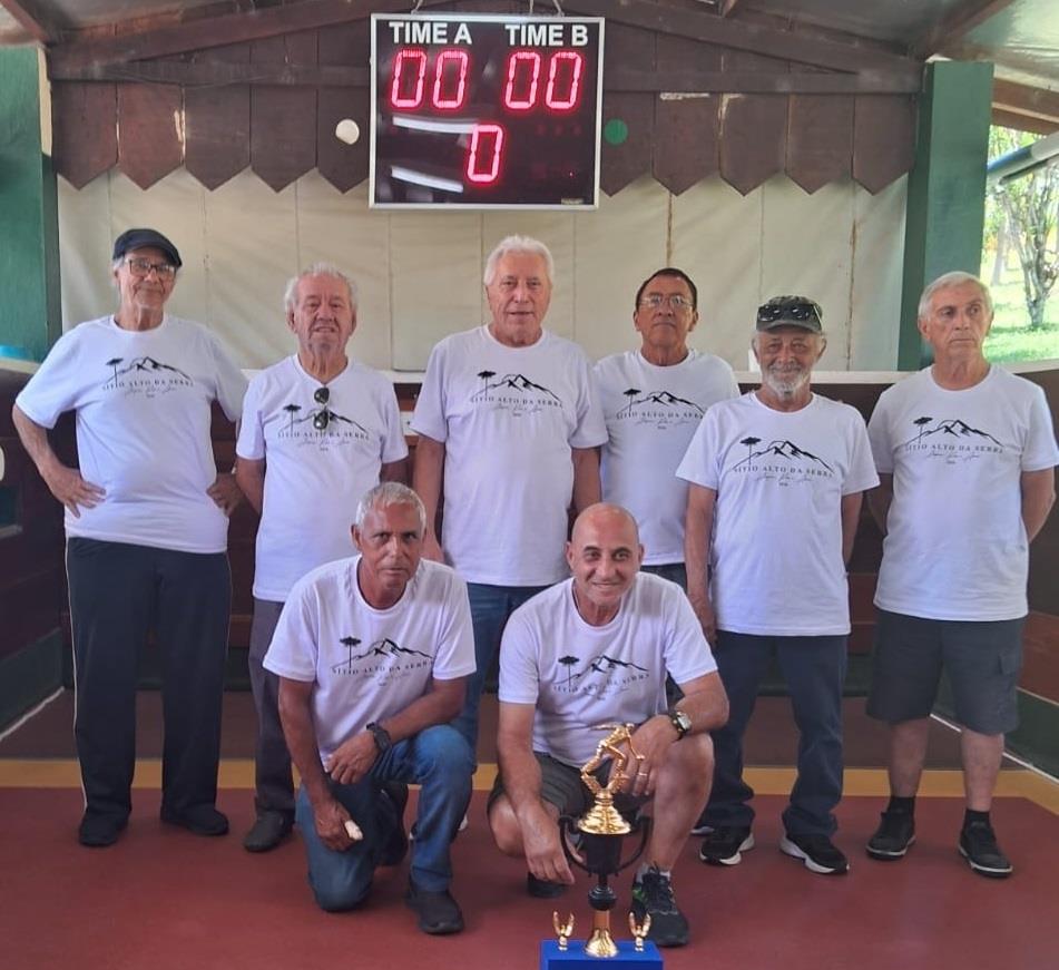 Equipe Masculina de Bocha da ACCI Vila Rica é premiada em reconhecimento ao desempenho na temporada