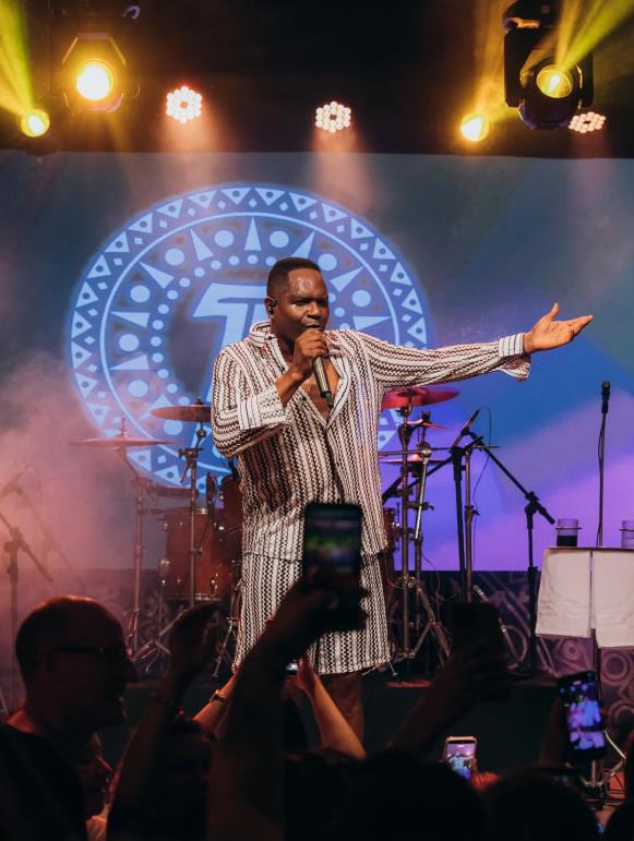 Tatau, do Araketu, faz show sábado no Parque da Cidade