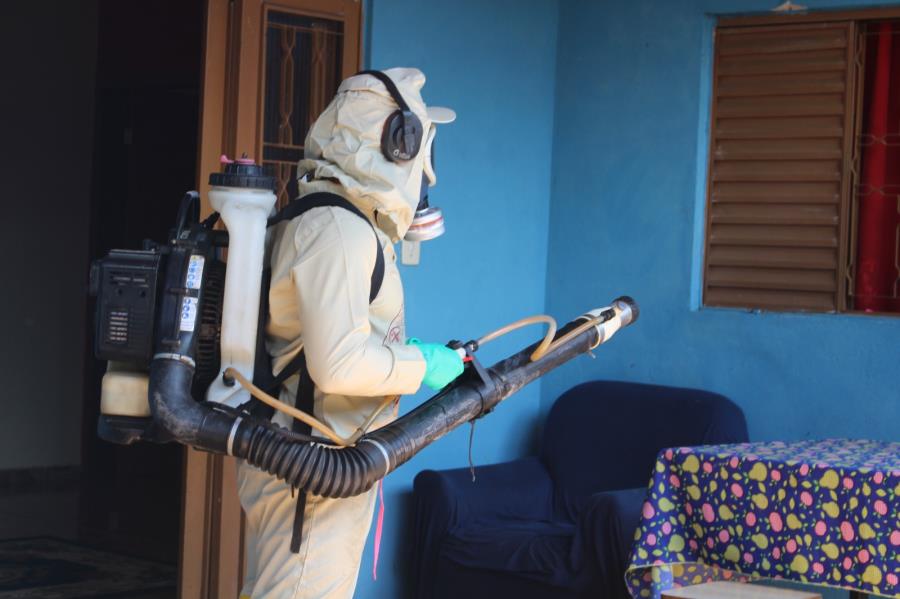 Bairros de Moreira César e Araretama recebem ações de combate à dengue e chikungunya