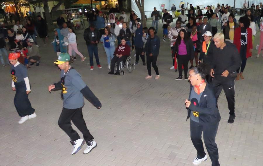 Baile Charme agita o Armazém da Lagoa neste sábado (14) com música, dança e empreendedorismo negro