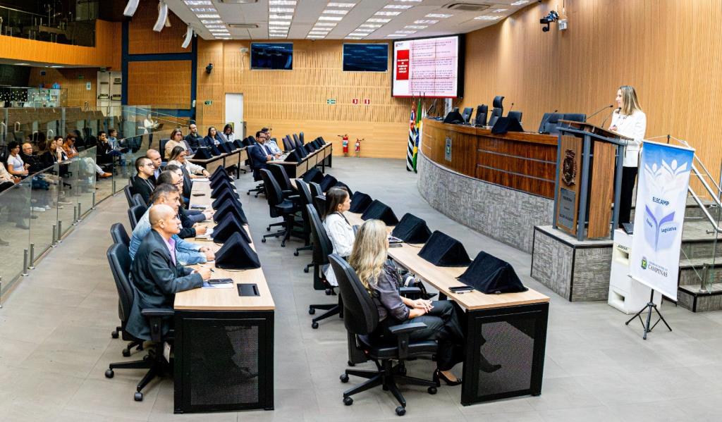 Ouvidoria Geral participa do 1º Seminário Paulista de Ouvidoria e Controle Social