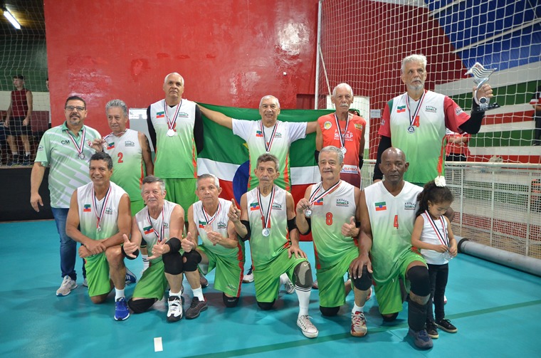 Final dos JOMI: Pindamonhangaba conquista medalha de prata no vôlei adaptado