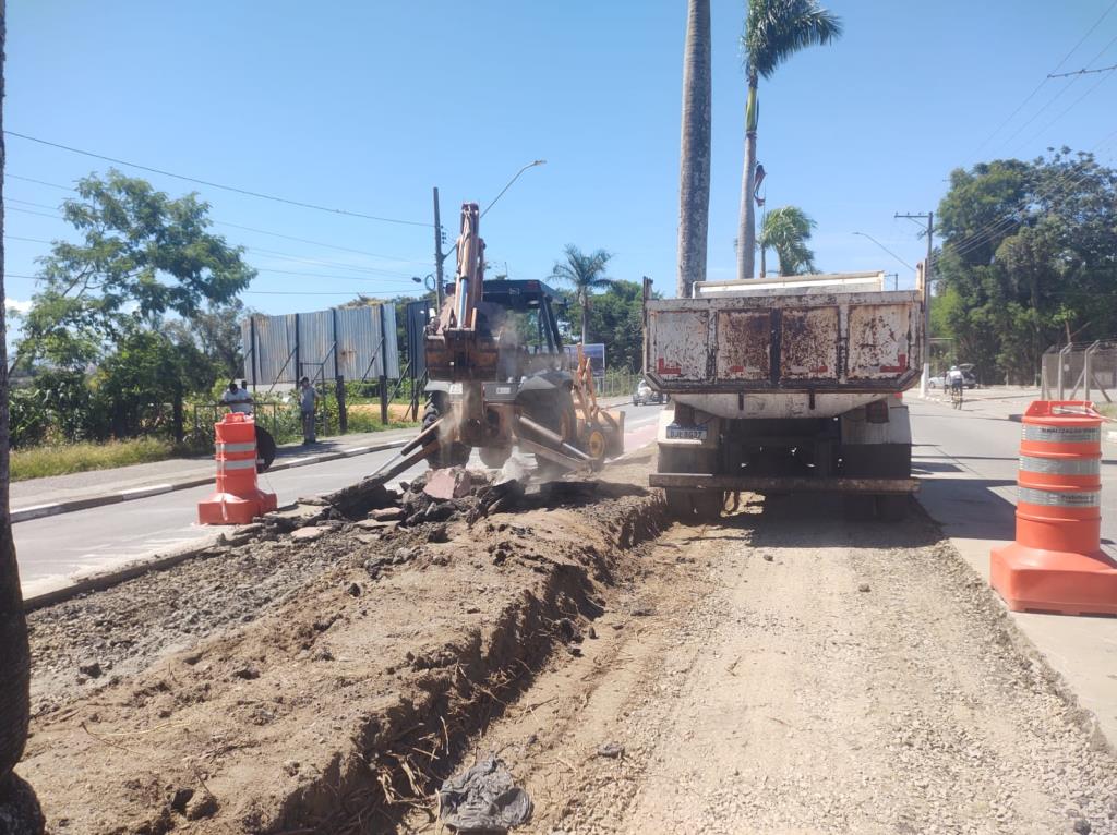 Revitalização da Avenida Thedorico Cavalcante avança em Pindamonhangaba
