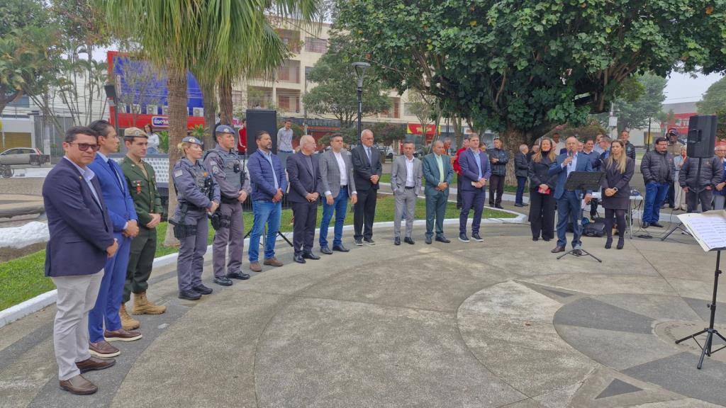 Cerimônia de Hasteamento das Bandeiras marca 10 de julho em Pindamonhangaba