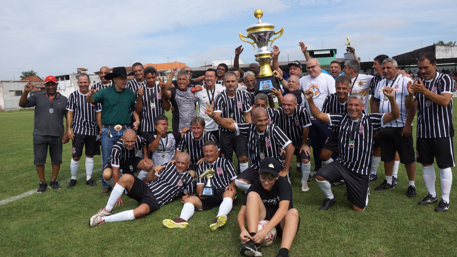 Corinthians é bicampeão do Sênior 55