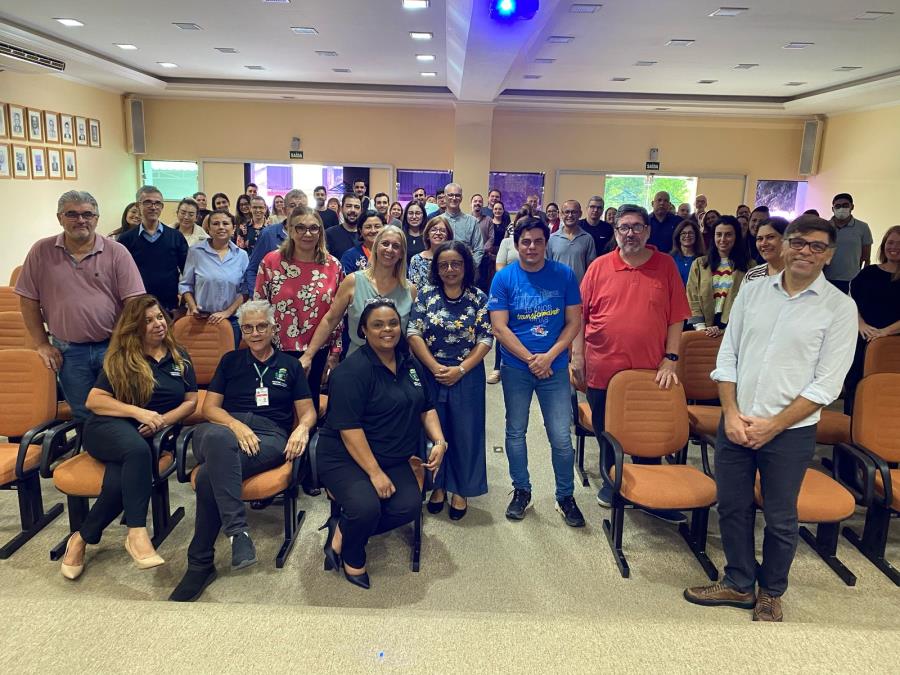 Encontro entre GACC e médicos da Atenção Básica de Pindamonhangaba fortalece fluxo de atendimento para casos de câncer infanto-juvenil