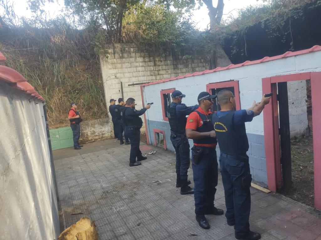 GCM recebe treinamento da Polícia Civil na Base Comunitária em Moreira César