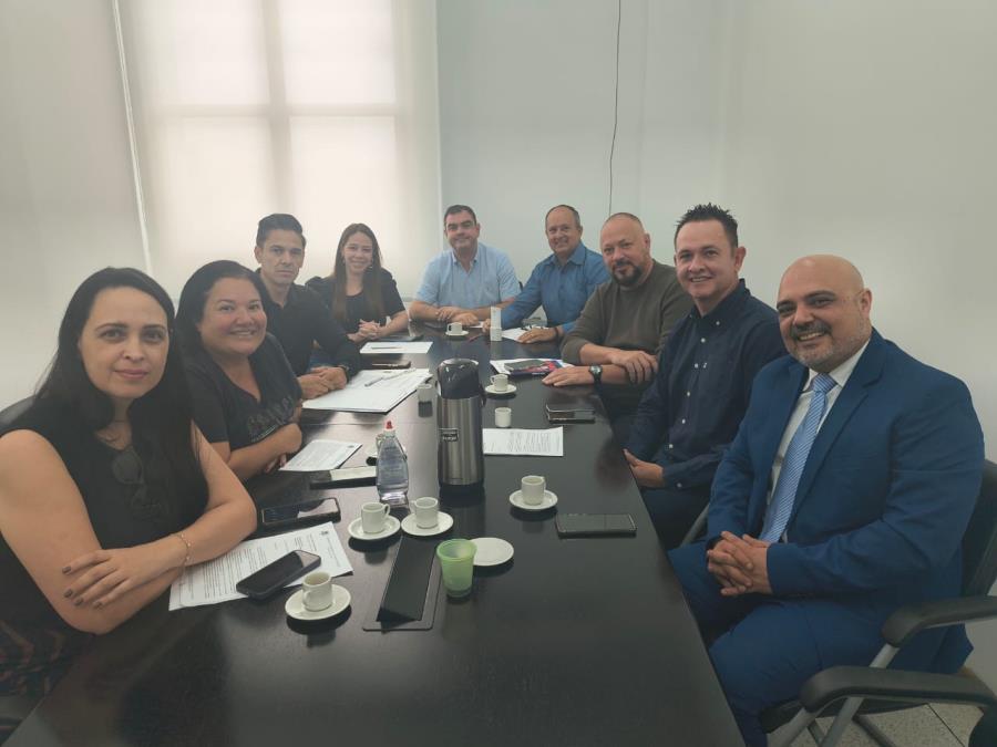 Prefeitura e Câmara discutem fiscalização e transparência do Pinda Rodeio Fest