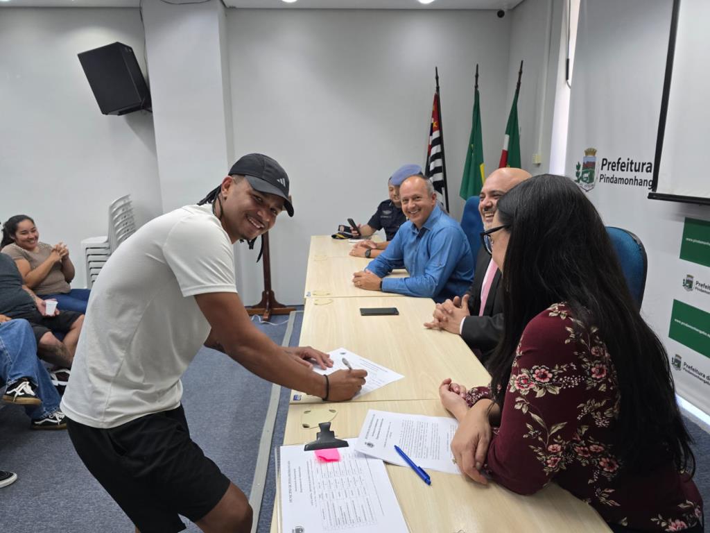 Comerciantes do Centro Comercial 10 de Julho assinam TAC e definem regras para funcionamento dos estabelecimentos