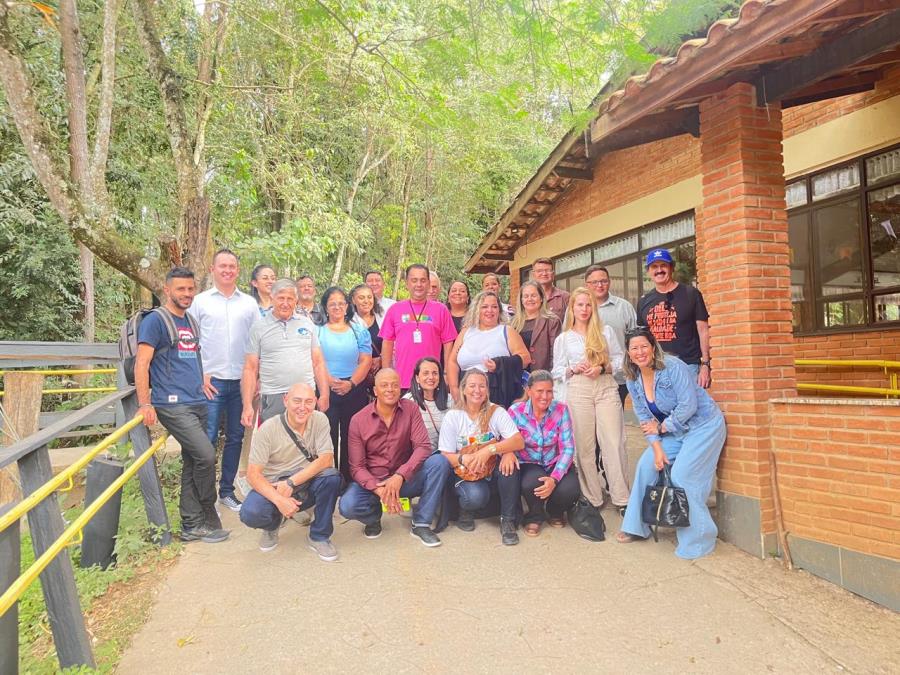 isita Técnica do COMTUR de Pindamonhangaba a Socorro-SP destaca acessibilidade e parcerias no Turismo