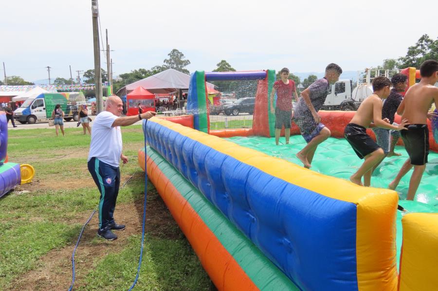 FREE PLAY realizou festa das crianças