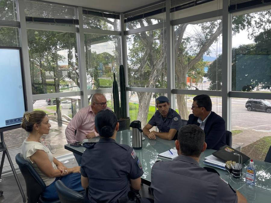 Prefeitura e comando da PM traçam ações para combater criminalidade e reforçar segurança