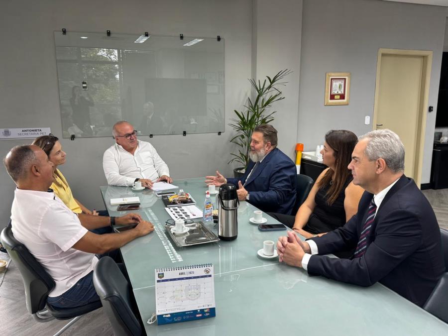 Prefeitura recebe comando da Polícia Civil na região e discute avanços na segurança de Pinda