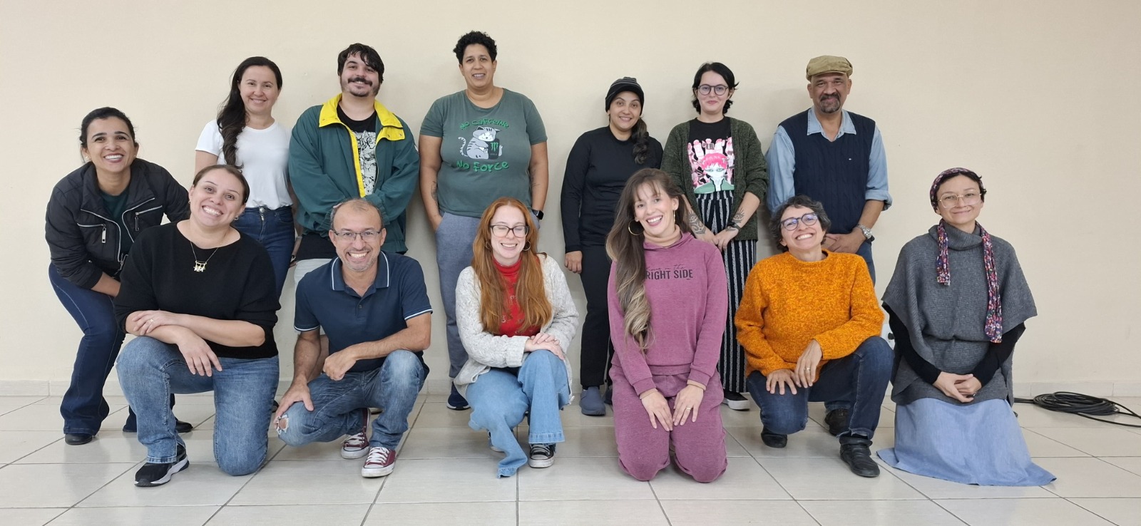 Secretaria de Educação promove formação sobre danças urbanas e lutas para professores da rede municipal