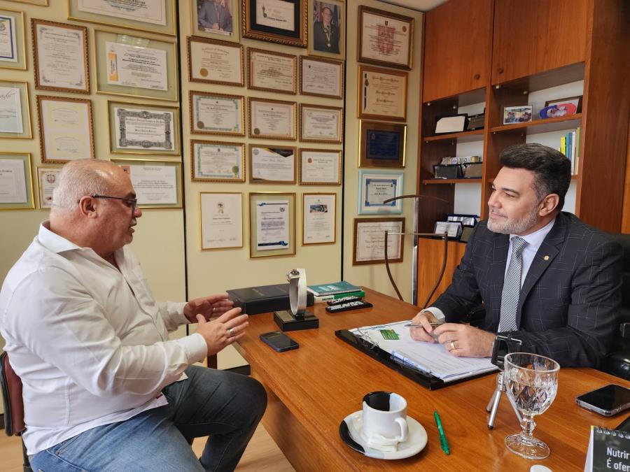 Prefeitura viabiliza R$ 10,9 milhões em emendas junto a deputados em Brasília e São Paulo