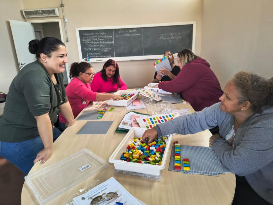 Secretaria de Educação promove curso de Práticas Inclusivas para educadores da rede municipal