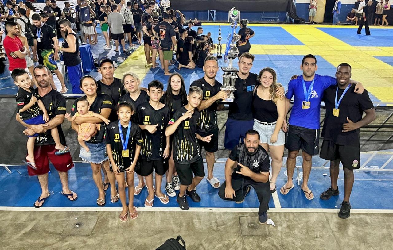 Equipe de Jiu-Jitsu de Pindamonhangaba é Vice-Campeã do Brasileiro LNJJ
