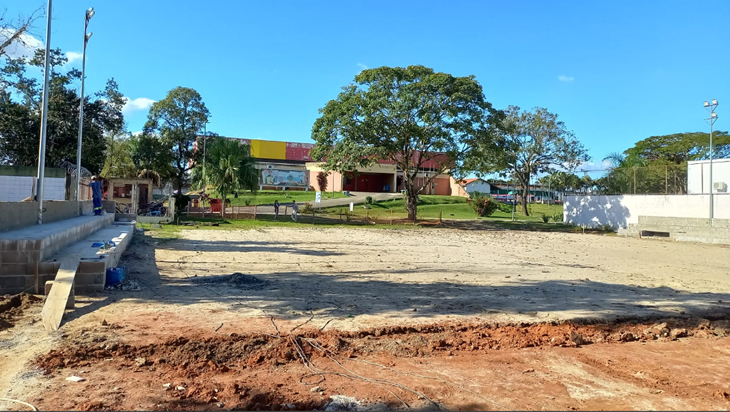 Quadras de vôlei de areia do ‘João do Pulo’ ganham arquibancadas e vestiários