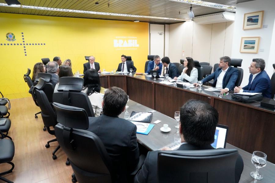 Comitiva de Pinda se reúne com Alckmin, embaixador da Índia e presidência da Novelis sobre fortalecimento do setor industrial