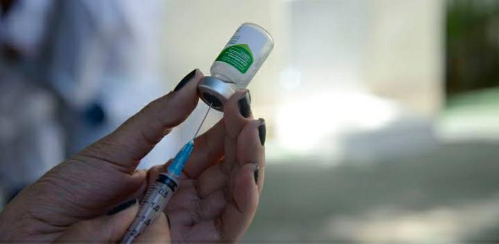 20/05 - Sob baixa temperatura, Pinda reforça importância da vacina contra gripe