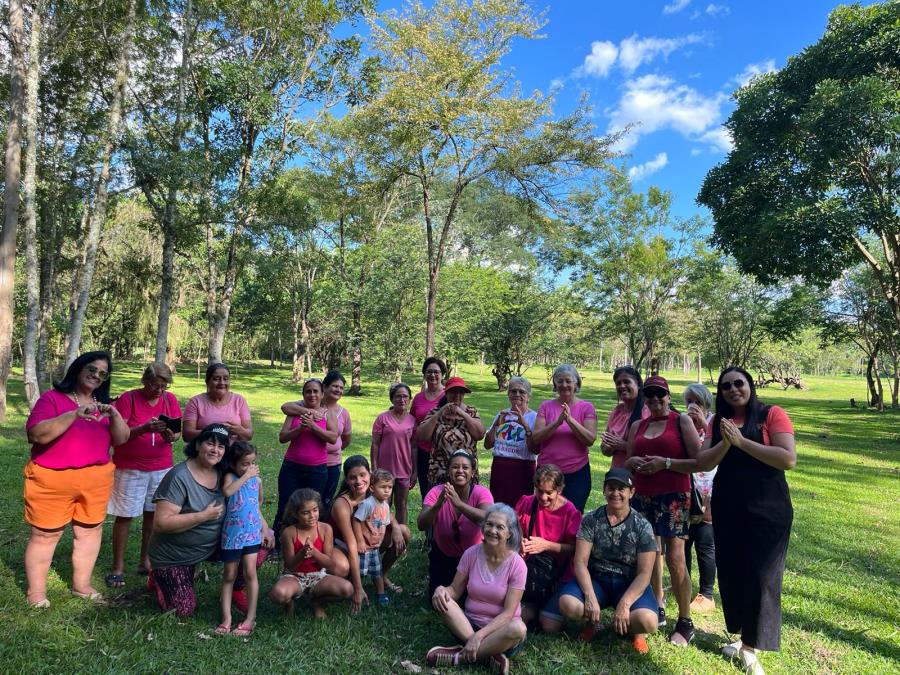 Pinda realiza ações com mulheres da Casa São Francisco em ação de prevenção ao câncer de mama