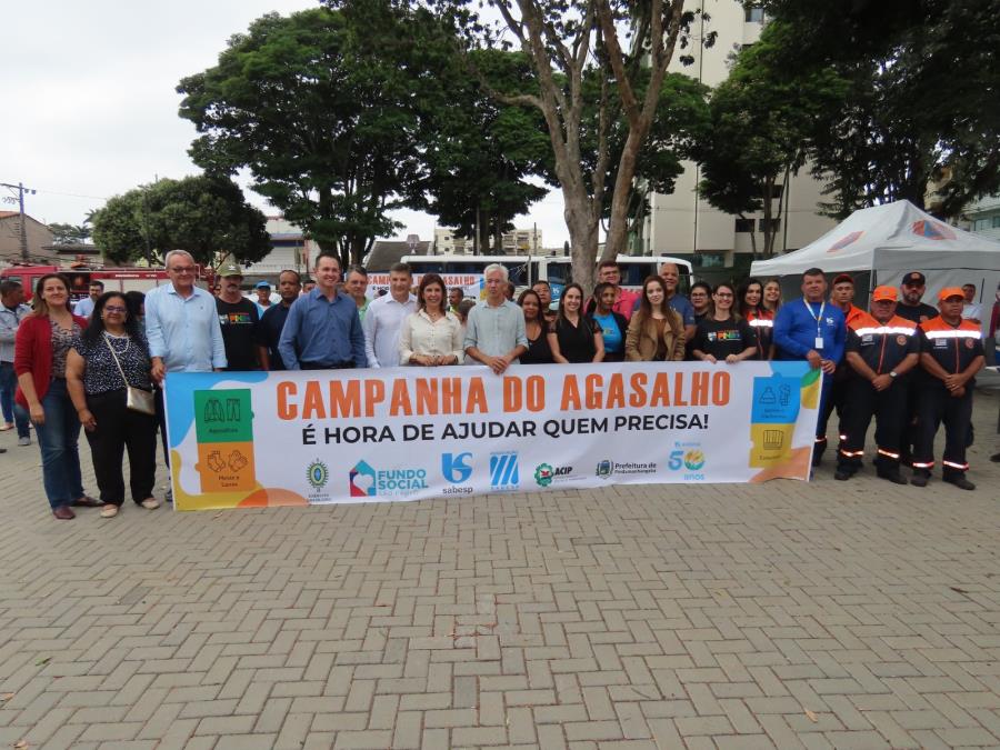 Fundo Social e Prefeitura realizam abertura oficial da Campanha do Agasalho 2024