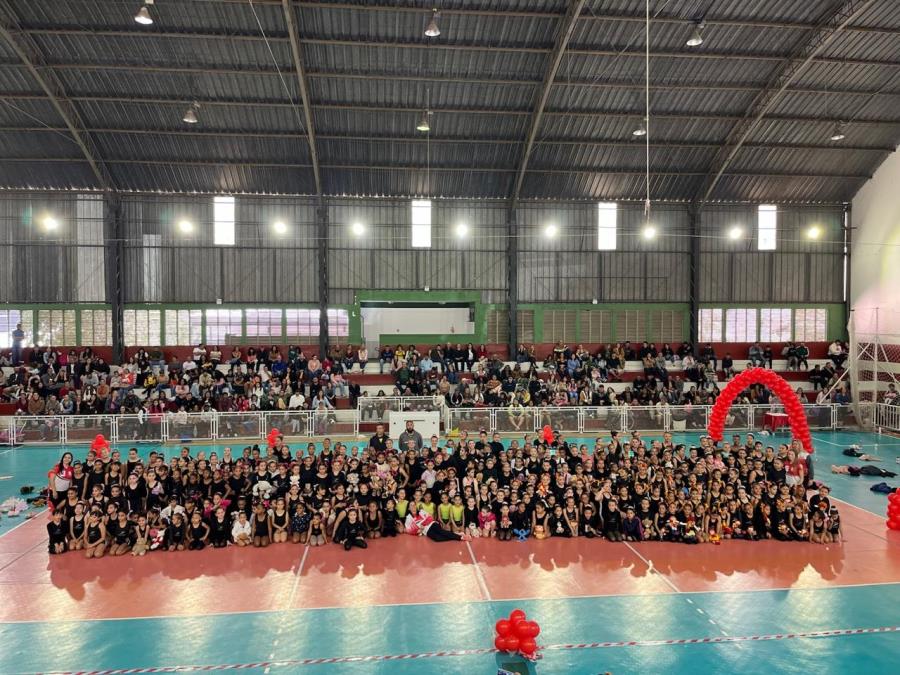 Ginásio Juca Moreira recebe intercâmbio de Ginástica Rítmica da Escola de Esportes