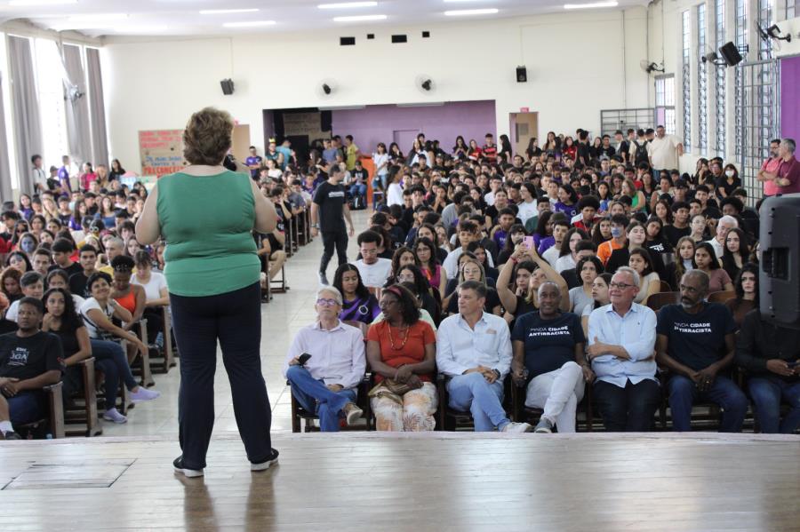 Mostra de Painéis: Referências Negras celebra valorização da cultura negraA Prefeitura de Pindamonhangaba, por meio da Secretaria da Mulher, Família e Direitos Humanos, apoiou a re