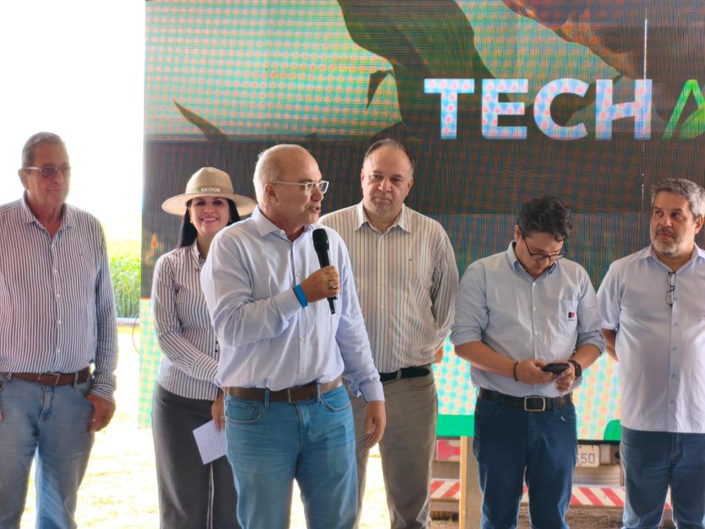 Dia de Campo debate qualidade e incentivos à produção de leite