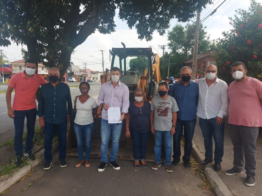 24/02 - Em parceria com a Sabesp, Prefeitura investe em prolongamento de rede de esgoto em Moreira César