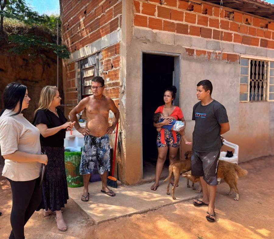 Habitação orienta moradores do Lago Azul do Goiabal sobre uso consciente de água