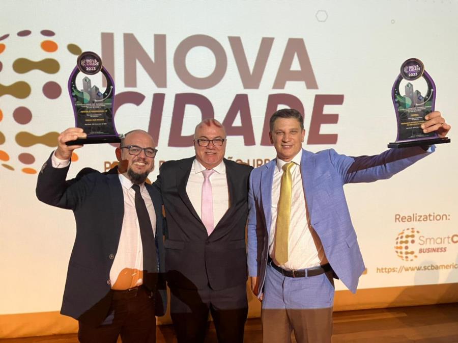 Em noite de reconhecimento, Pinda recebe mais duas premiações por ações do Cidade Inteligente