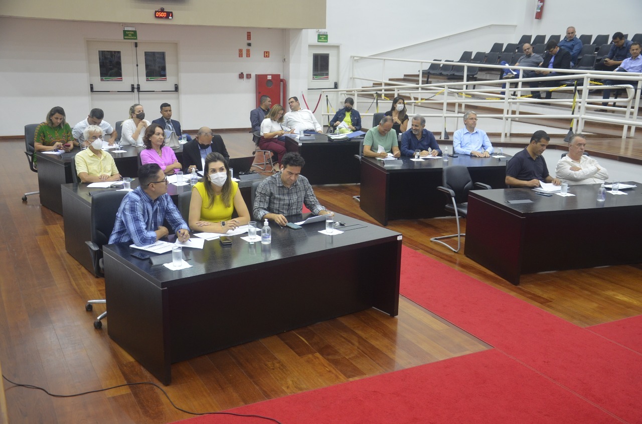 24/11 - Secretários participam de audiência do Orçamento 2023, que prevê arrecadação de R$ 904 milhões