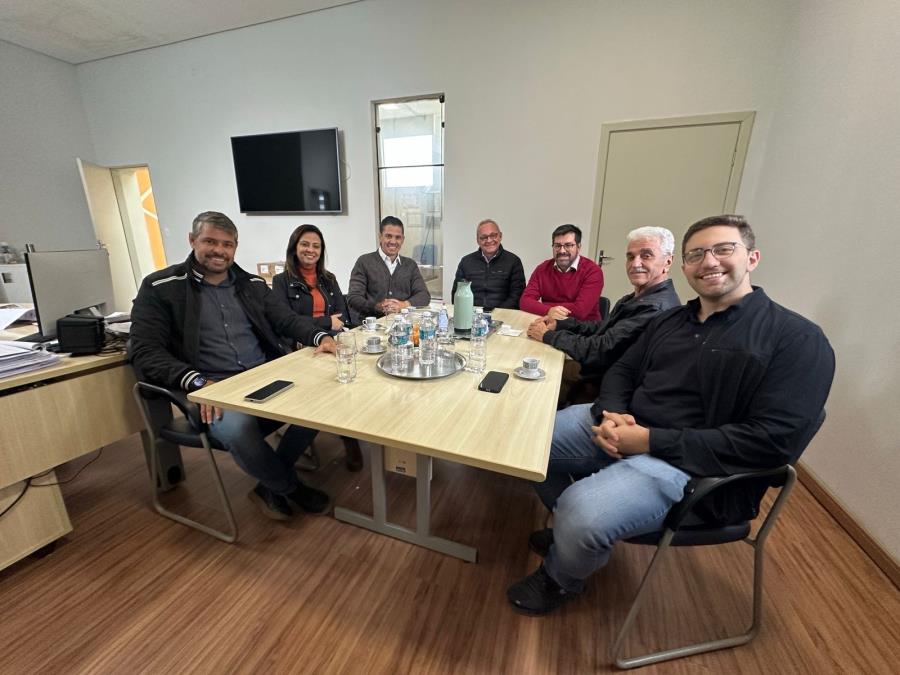 Prefeitura e Supermercado Máximo fazem reunião para alinhar início das obras em Moreira César