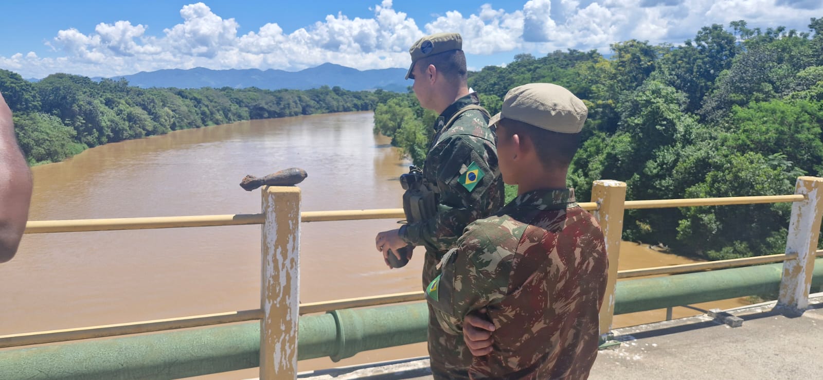 Exército detona morteiro encontrado em pesca no rio Paraíba
