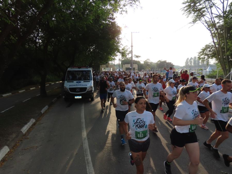 26/09 - EcoRun reúne 1.500 corredores no Parque da Cidade
