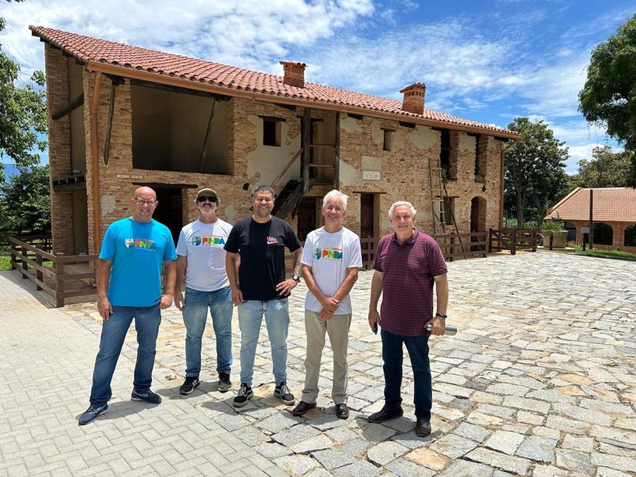 Réplica da Casa de Dom Bosco passa a integrar o roteiro turístico do City Tour de Pindamonhangaba