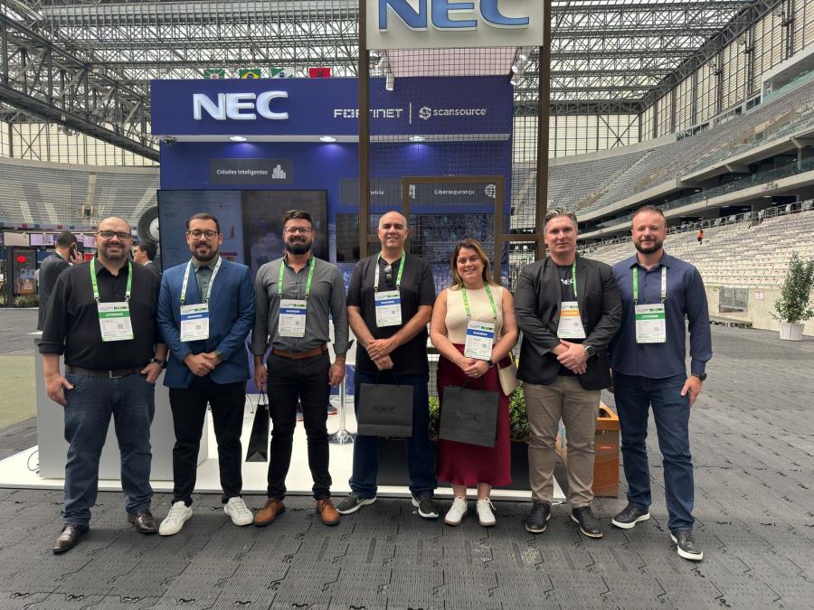 Pinda se destaca no Smart City Expo Curitiba como referência em tecnologia