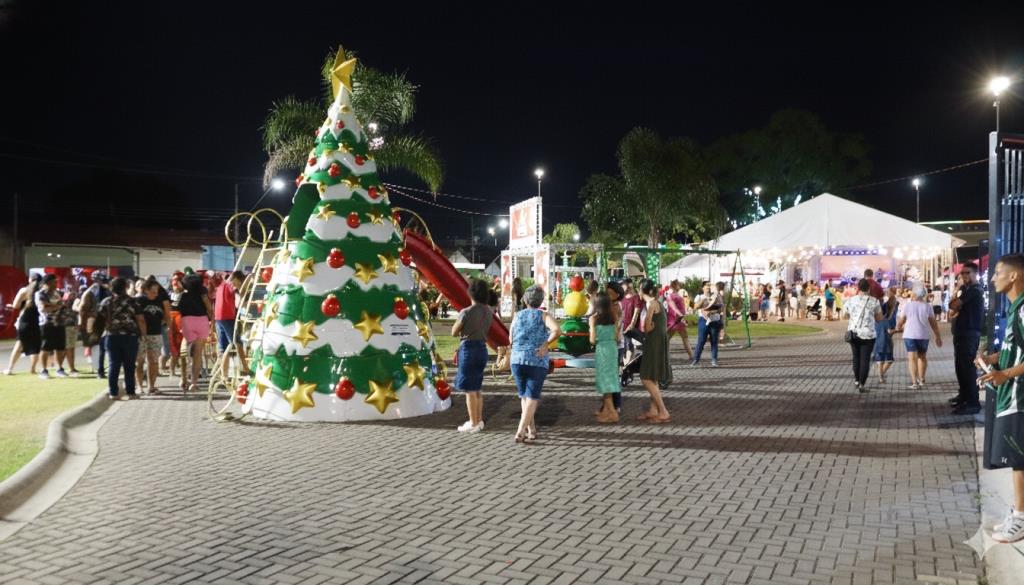 Artistas de Pinda podem se inscrever para apresentações natalinas na Praça Sete de Setembro