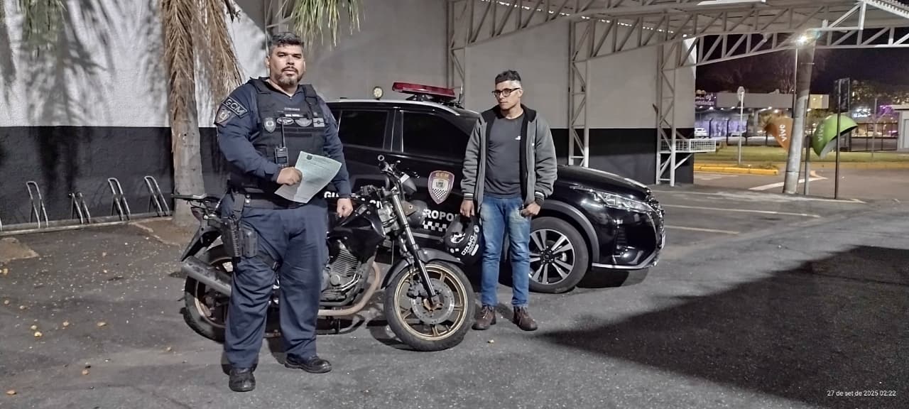 GCM recupera motocicleta furtada em Pindamonhangaba