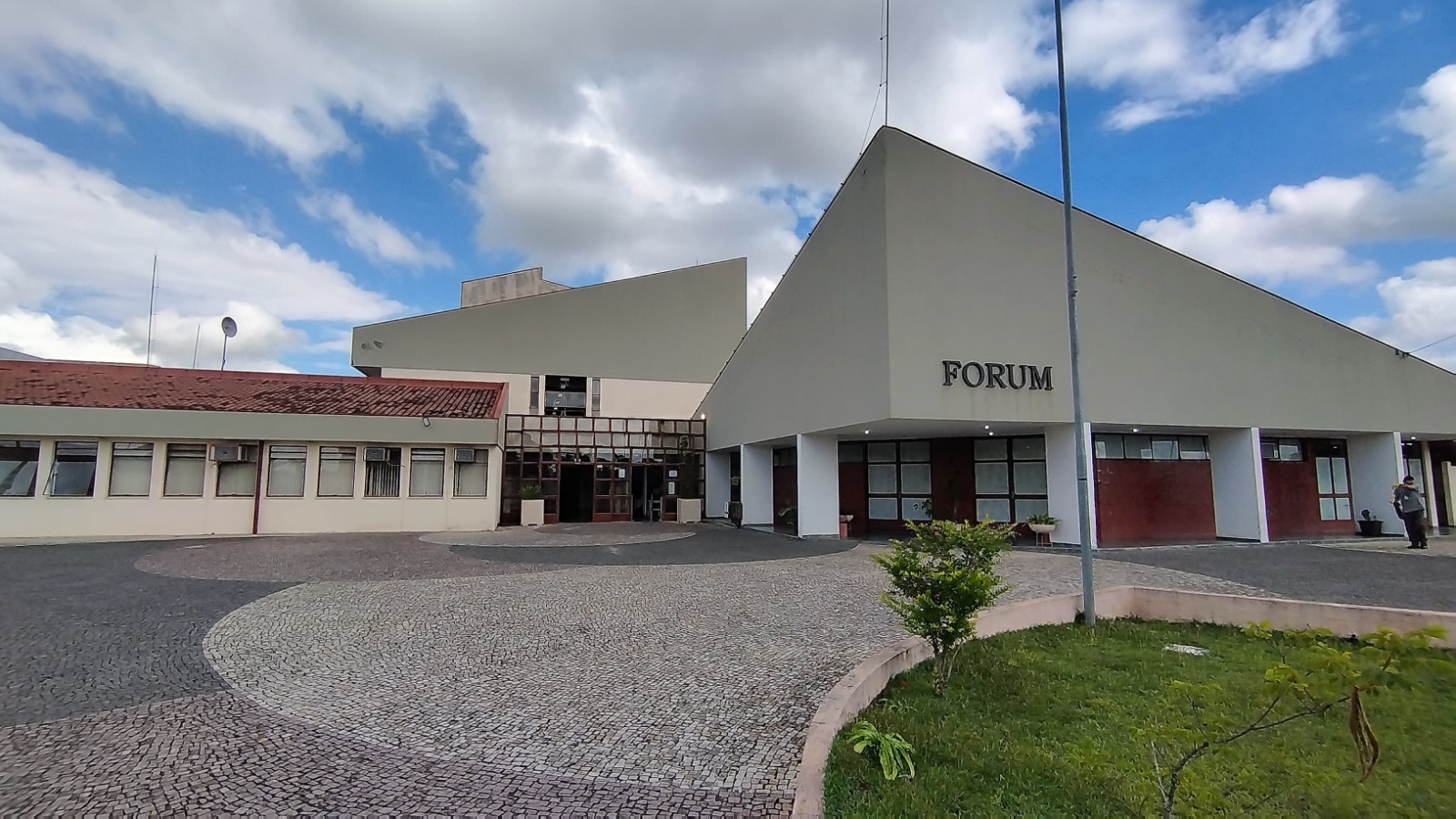 Utilidade Pública: Atendimentos do Fórum antigo são transferidos para o Fórum principal, a partir de 5 de maio