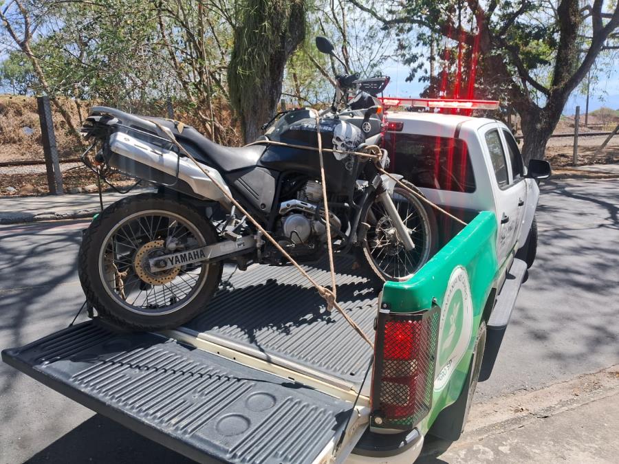 GCM recupera motocicleta furtada em Pindamonhangaba