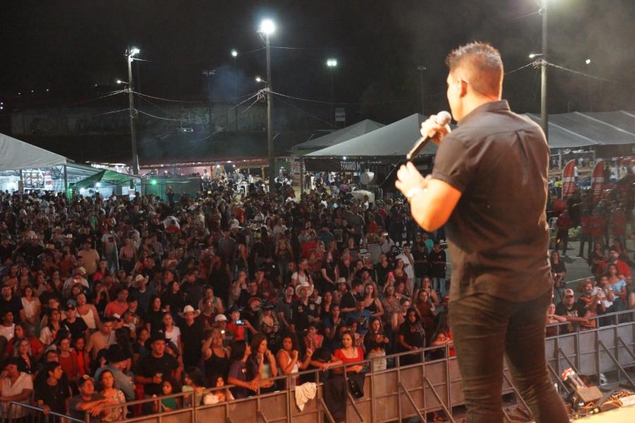 31/10 - 4° Festival do Tropeiro é sucesso em Pindamonhangaba