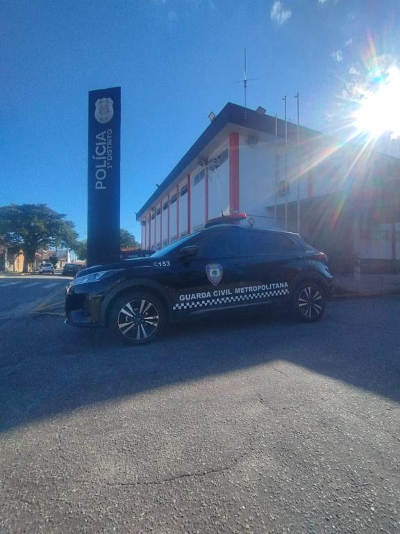 GCM prende homem por tráfico de drogas no bairro Santana