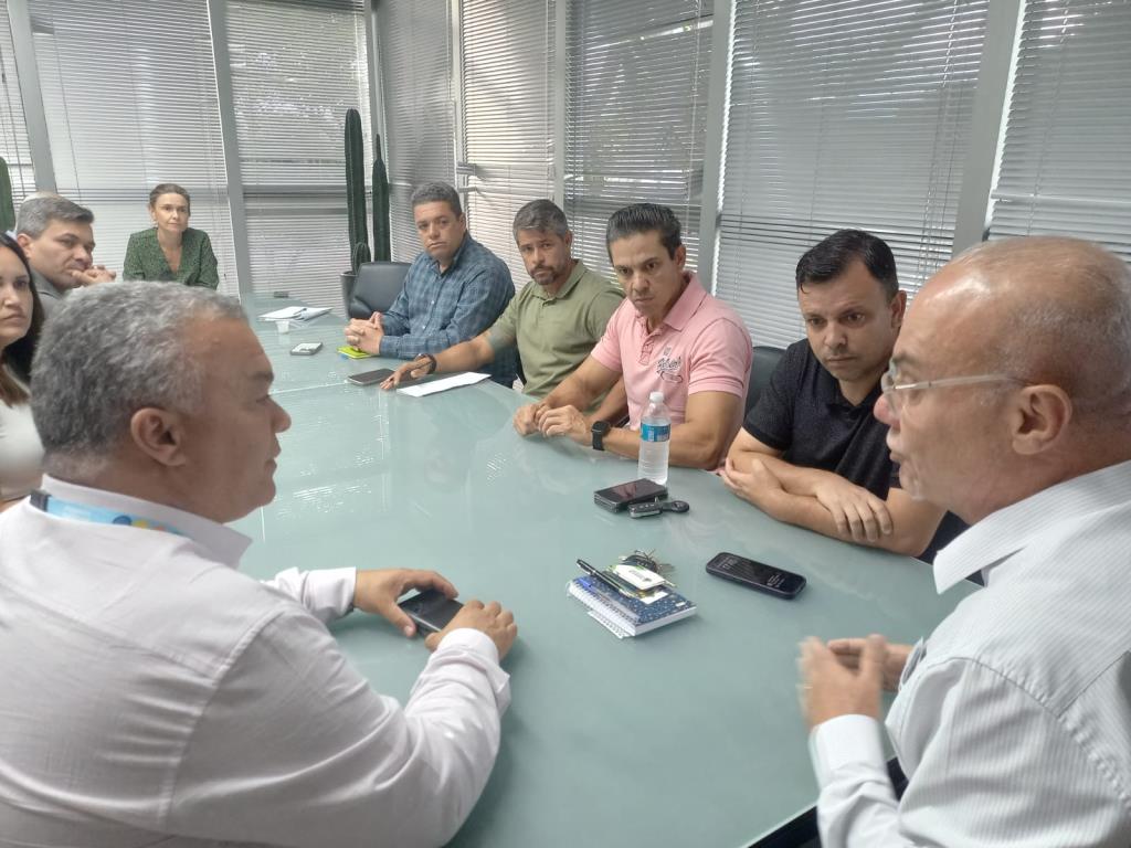 Prefeitura, Câmara e Sabesp se reúnem e buscam soluções para resolver falta de água em Pinda